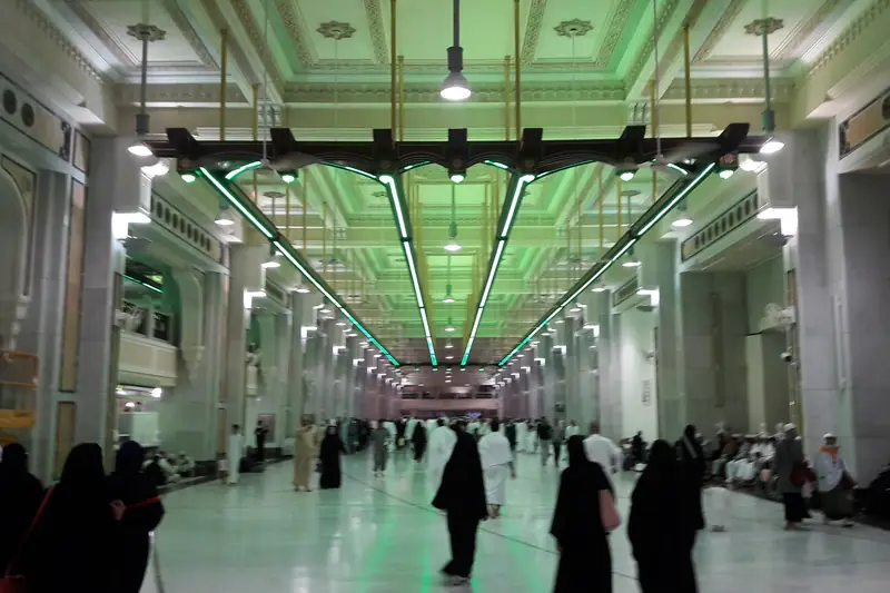 Carts and wheelchairs (Makkah)